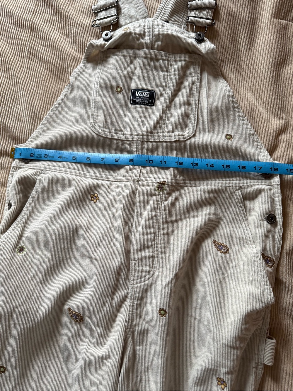 Vans Ground Work Hollywell Corduroy Embroidered Overalls Ivory Cream Medium - Picture 14 of 16